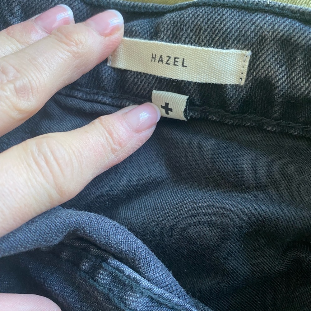 imogene + willie Washed Black High-Rise Jean Shorts - Picture 12 of 12